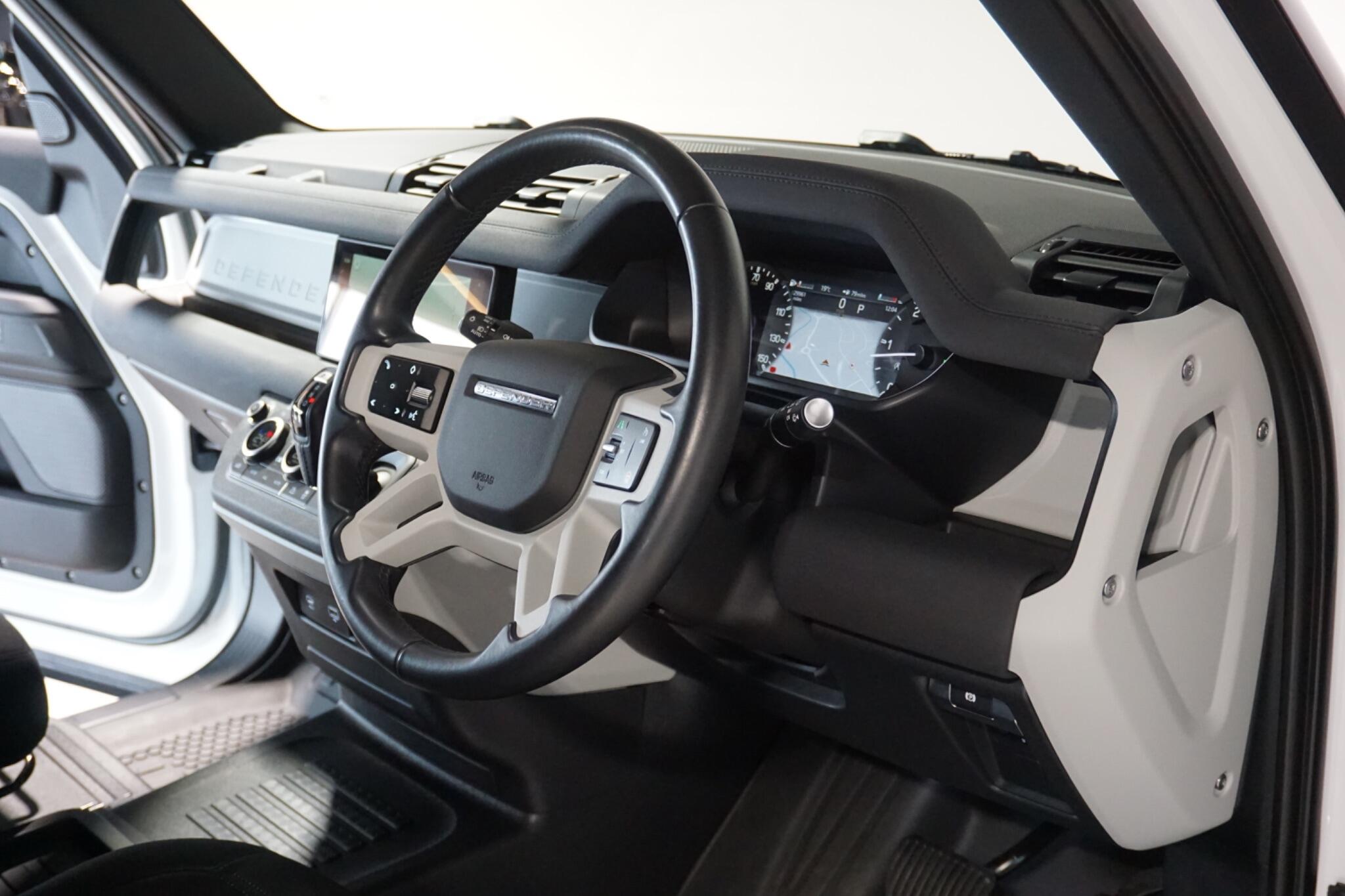 Land Rover Defender 90 3.0 D250 MHEV Hard Top SUV 3dr Diesel Auto 4WD SWB Euro 6 (s/s) (250 ps)
